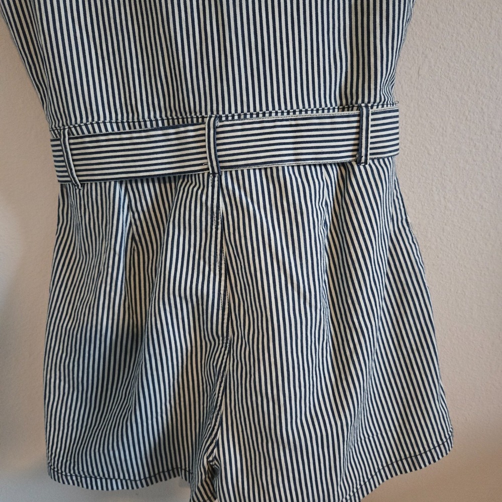 Justify Jumpsuit Shorts Womens Small Blue White Striped Belted Romper Zipper - Picture 7 of 12